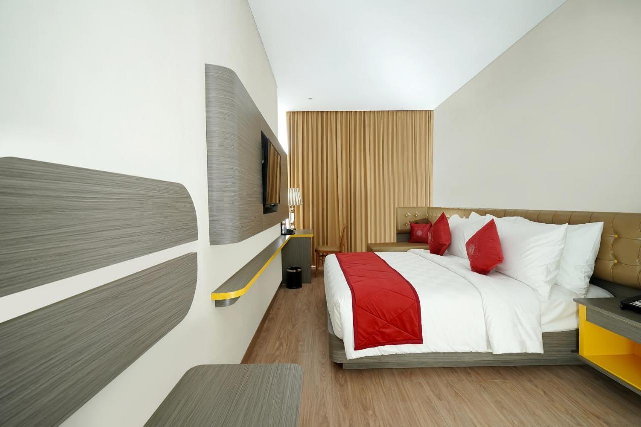 Ramada By Wyndham Yogyakarta Hotel Sleman  Luaran gambar
