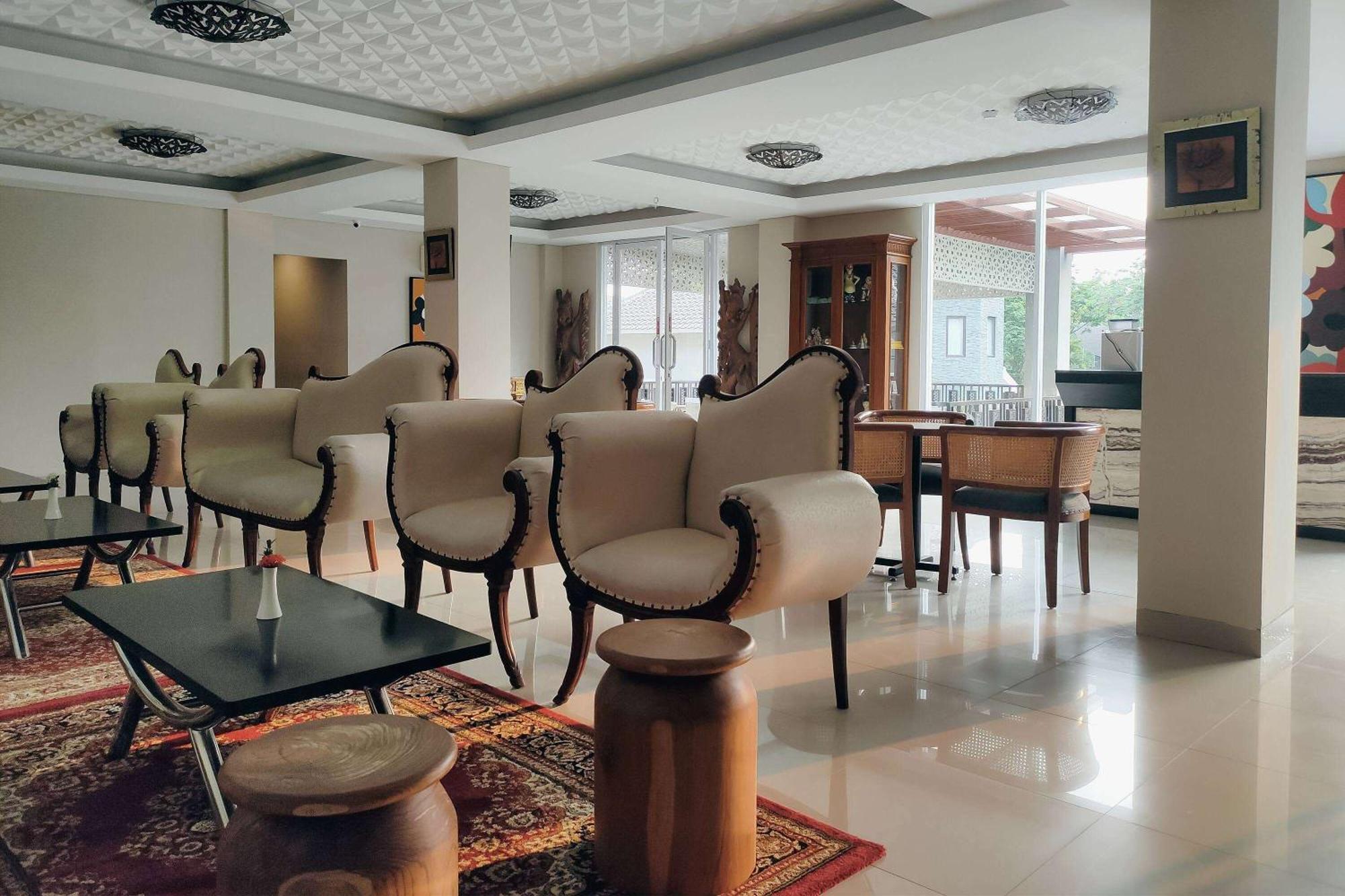 Ramada By Wyndham Yogyakarta Hotel Sleman  Luaran gambar